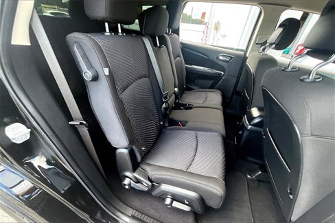 Used 2020 Dodge Journey SE w/ SE Popular Equipment Group image 29