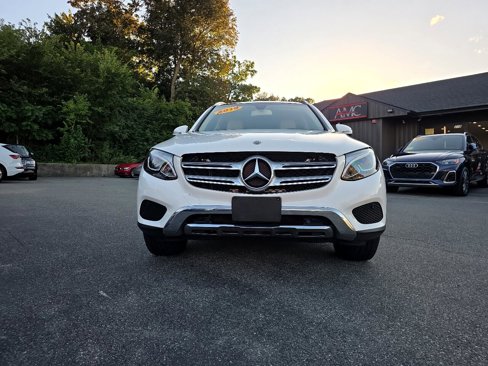 Used 2019 Mercedes-Benz GLC 300 4MATIC w/ Premium Package image 15