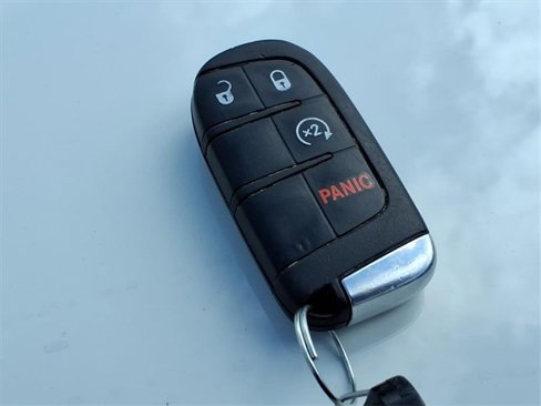 Used 2021 Jeep Renegade Latitude image 27