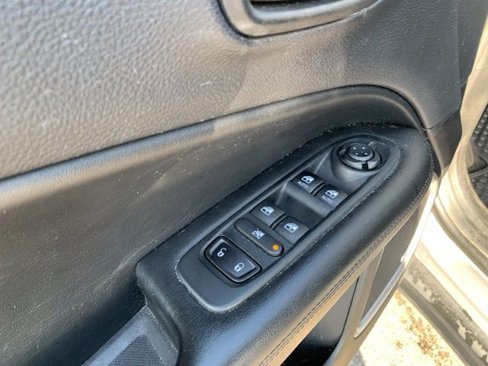 Used 2018 Jeep Compass Altitude w/ Popular Equipment Group image 16