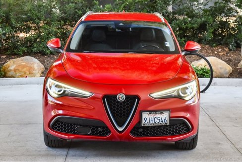 Used 2018 Alfa Romeo Stelvio Ti image 2