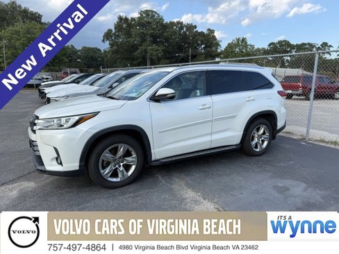 Used 2017 Toyota Highlander Limited image 1