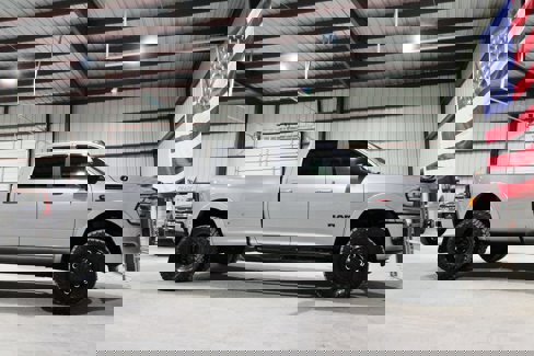 Used 2022 RAM 3500 Laramie w/ Night Edition image 14