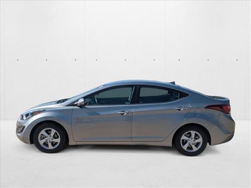 Used 2015 Hyundai Elantra SE image 7
