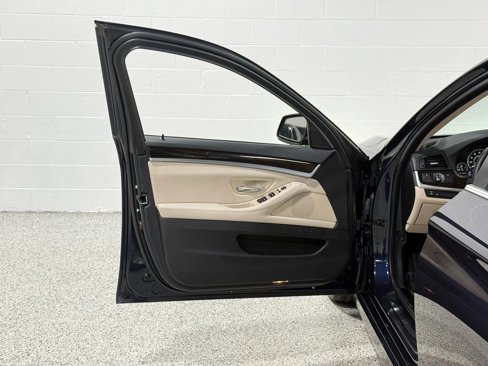 Used 2013 BMW 535i xDrive Sedan image 11