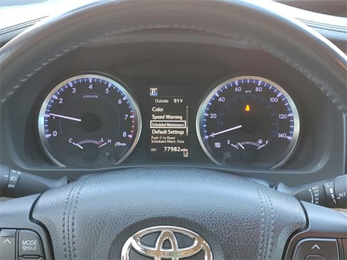 Used 2018 Toyota Highlander Plus image 15