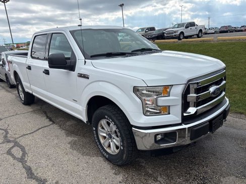Used 2016 Ford F150 XLT w/ Trailer Tow Package image 4