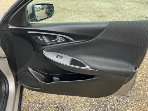 Used 2024 Chevrolet Malibu LT image 15