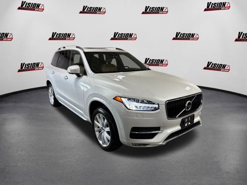 Used 2017 Volvo XC90 T6 Momentum w/ Vision Package image 3