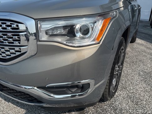 Used 2019 GMC Acadia Denali w/ LPO, Floor Liner Package image 11