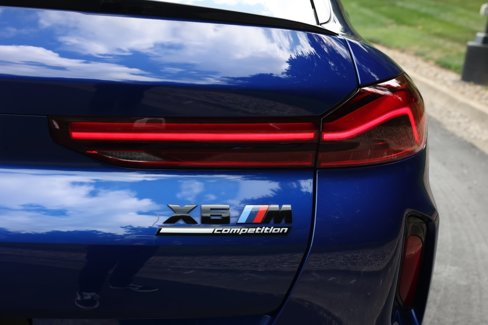 Used 2023 BMW X6 M Competition w/ Competition Package image 16