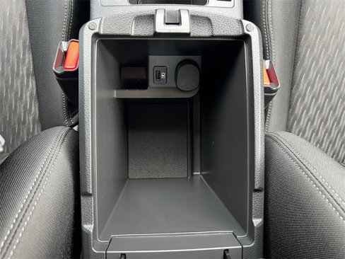 Used 2019 Nissan Rogue SV w/ Premium Package image 35