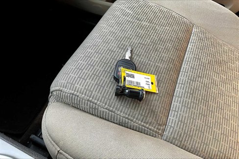 Used 2013 Ford Explorer XLT image 13