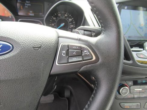 Used 2017 Ford Escape Titanium image 20