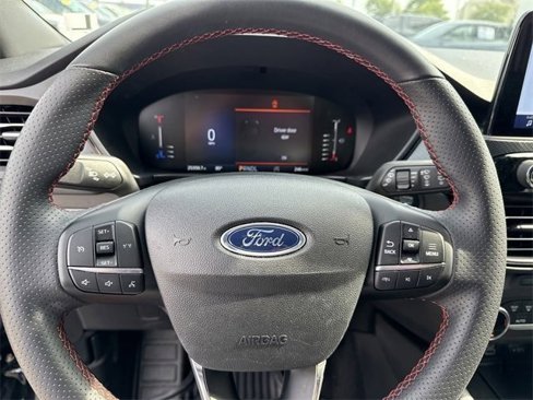 Used 2024 Ford Escape ST-Line image 10