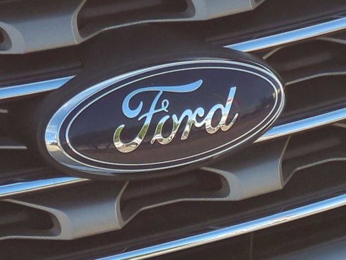 Used 2017 Ford Explorer XLT w/ Equipment Group 202A image 30