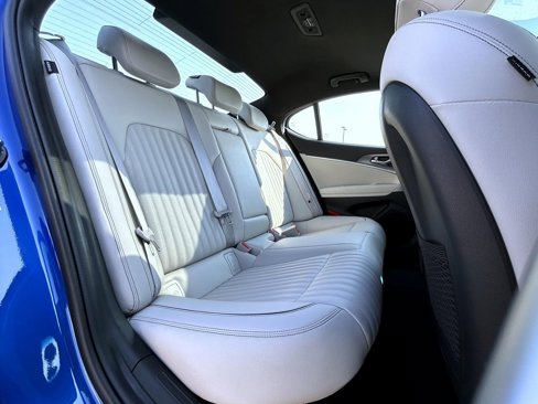 Certified 2025 Genesis G70 2.5T w/ Sport Prestige Package image 19