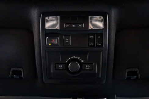 Used 2021 Toyota Tacoma TRD Off-Road image 29