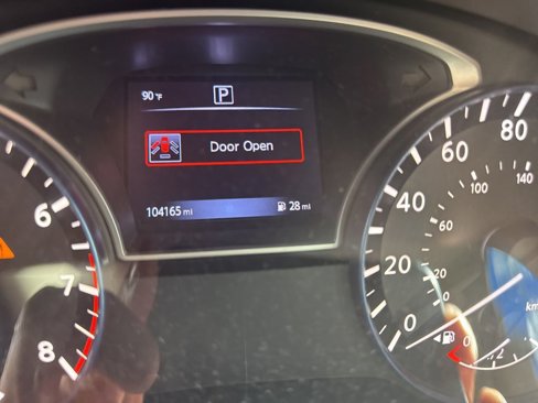 Used 2017 Nissan Altima 2.5 SR image 13