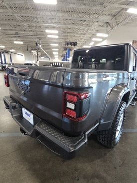 Used 2021 Jeep Gladiator Sport image 42