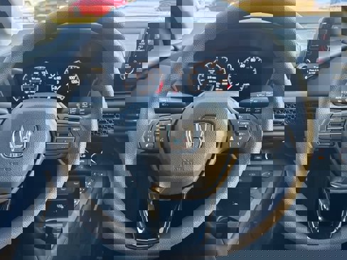 New 2026 Honda HR-V LX image 5