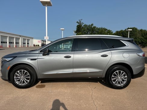 Used 2024 Buick Enclave Premium image 7