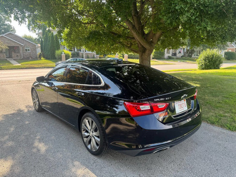 Used 2017 Chevrolet Malibu Premier w/ Premier Sun and Wheel Package image 6