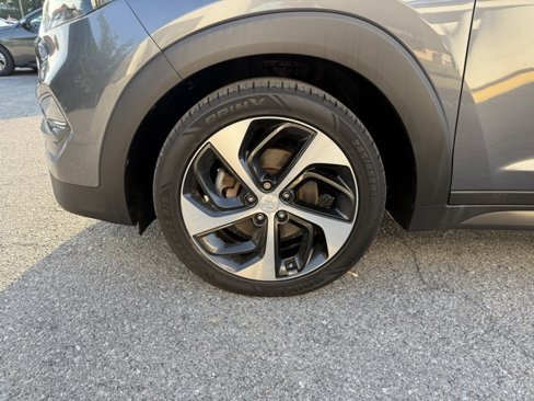 Used 2016 Hyundai Tucson Limited w/ Option Group 03 image 9