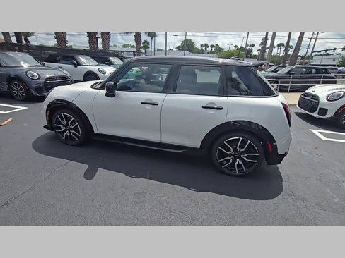 New 2025 MINI Cooper S image 24
