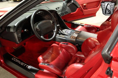 Used 1990 Chevrolet Corvette Coupe image 17