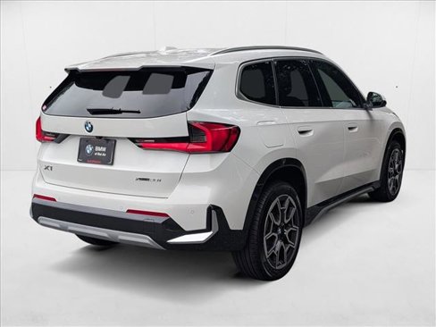 New 2025 BMW X1 xDrive28i w/ Convenience Package image 2