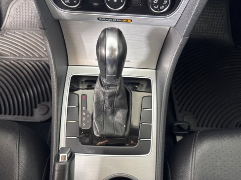 Used 2013 Volkswagen Passat 2.5 SE image 15