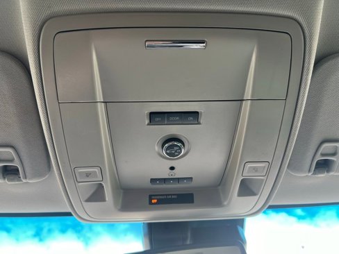Used 2016 Chevrolet Tahoe LT image 26