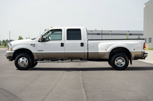 Used 2003 Ford F350 Lariat image 3