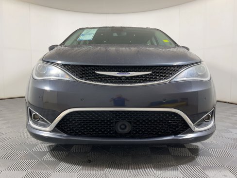 Used 2020 Chrysler Pacifica Touring-L w/ Advanced Safetytec Group image 5