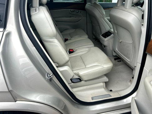 Used 2016 Volvo XC90 T6 Inscription w/ Vision Package image 21