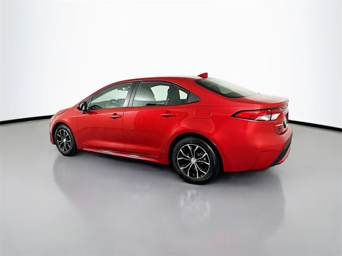 Used 2021 Toyota Corolla LE image 8