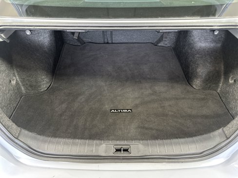 Used 2023 Nissan Altima 2.5 SR image 14
