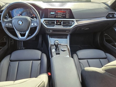Used 2019 BMW 330i xDrive Sedan w/ Convenience Package image 17