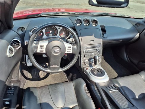Used 2006 Nissan 350Z Touring image 15