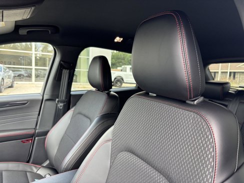 New 2025 Ford Escape ST-Line w/ Tech Pack #1 image 14