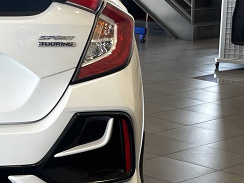 Used 2020 Honda Civic Sport Touring image 4