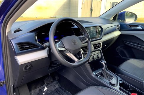 Used 2022 Volkswagen Taos SE image 14
