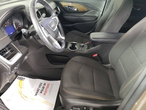 Used 2019 GMC Terrain SLE w/ Driver Convenience Package image 9