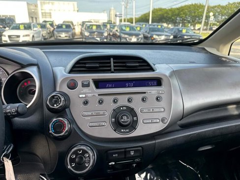 Used 2013 Honda Fit image 33