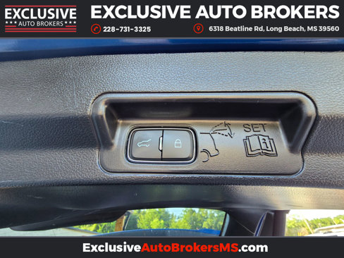 Used 2022 Ford Explorer Limited image 19