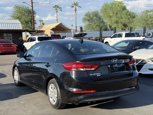Used 2017 Hyundai Elantra SE image 6