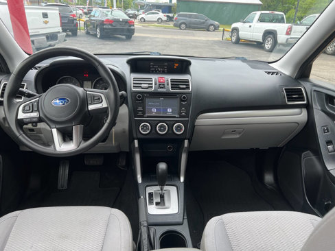 Used 2018 Subaru Forester 2.5i w/ Alloy Wheel Package image 12