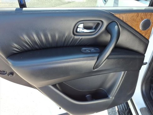 Used 2021 Nissan Armada SL w/ Captain's Chairs Package image 22
