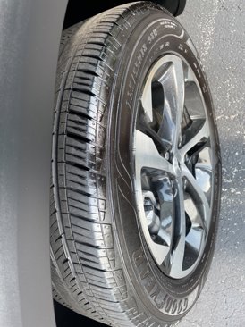 Used 2024 Chevrolet Trax RS image 40